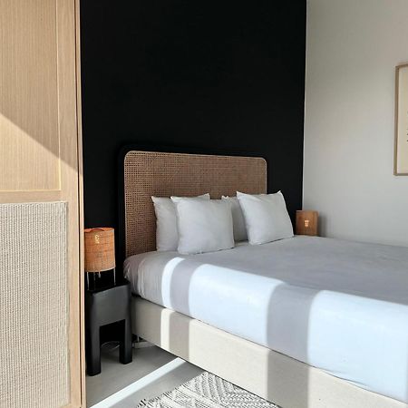 3 Room Luxury Design Apartment With Airconditioning, Close To Gent St-Pieters Station Buitenkant foto