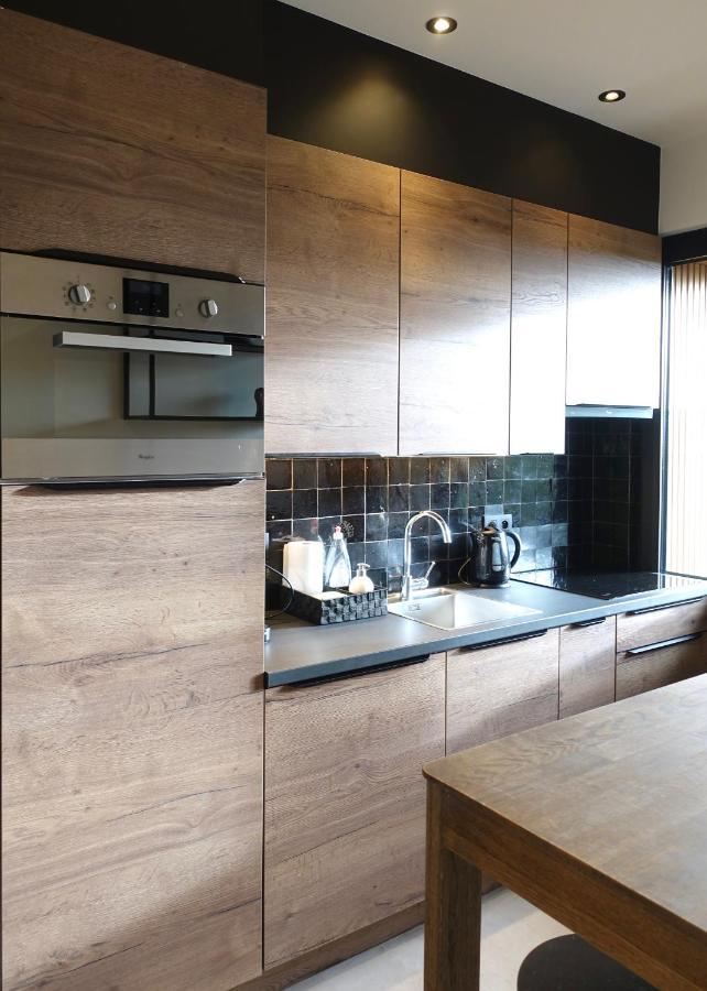3 Room Luxury Design Apartment With Airconditioning, Close To Gent St-Pieters Station Buitenkant foto