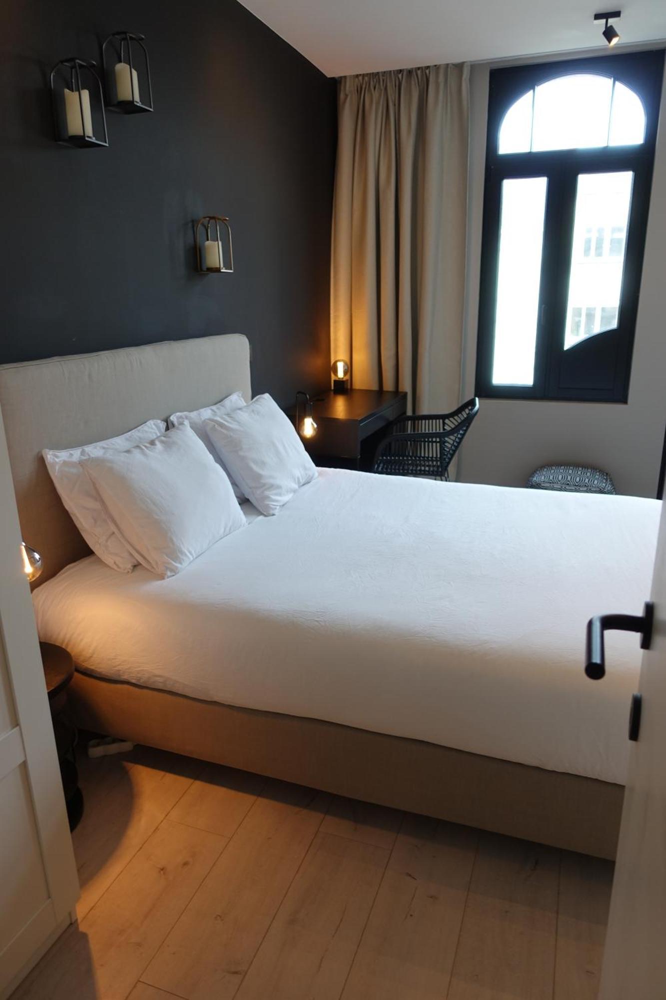 3 Room Luxury Design Apartment With Airconditioning, Close To Gent St-Pieters Station Buitenkant foto