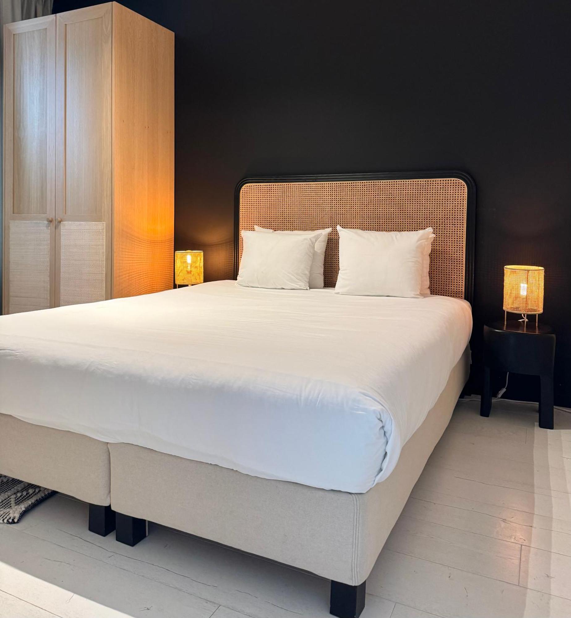 3 Room Luxury Design Apartment With Airconditioning, Close To Gent St-Pieters Station Buitenkant foto